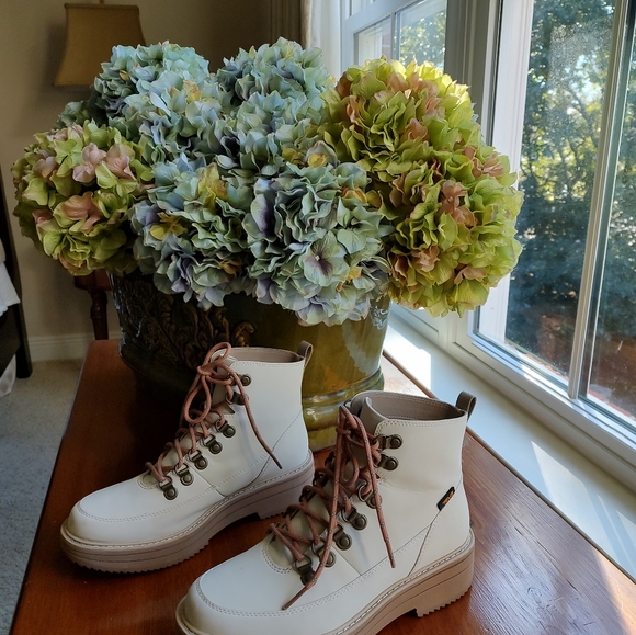 Teva W Midform Boots - Picture 4 of 16